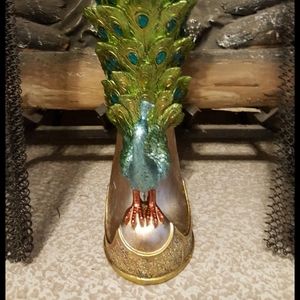 Spectacular peacock iridescent vase